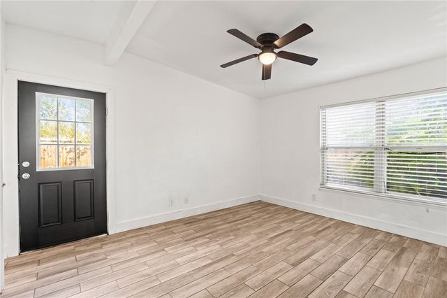 3918 Lincoln St, Corpus Christi, TX 78415