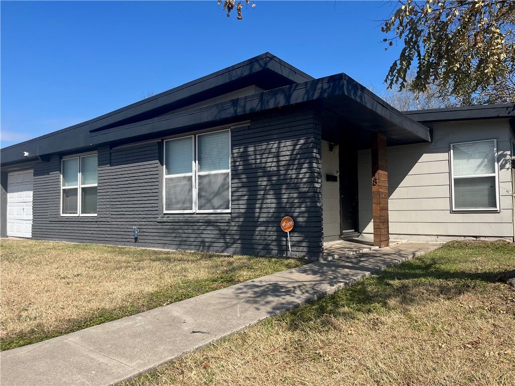 3918 Lincoln St, Corpus Christi, TX 78415