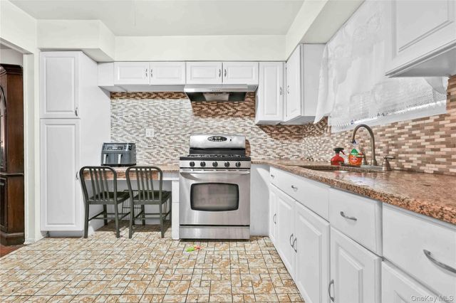 989 Schenck Avenue, Brooklyn, NY 11207