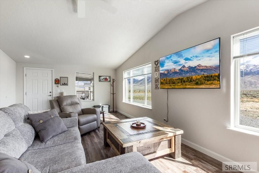 Image 17 of property listing at 5897 W Remington Ridge Road, Mackay, ID 83251