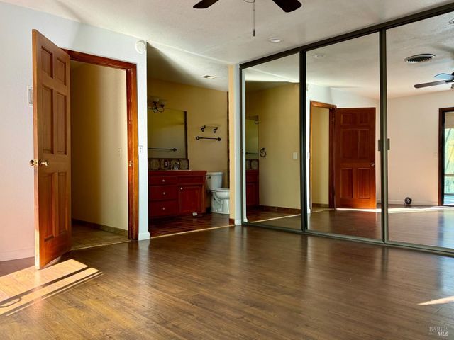 1461 Meadow Dr, Ukiah, CA 95482