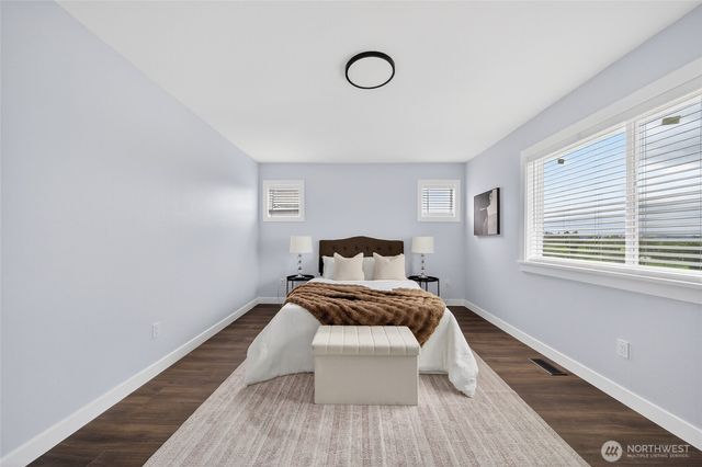 2807 V Court SE, Auburn, WA 98002