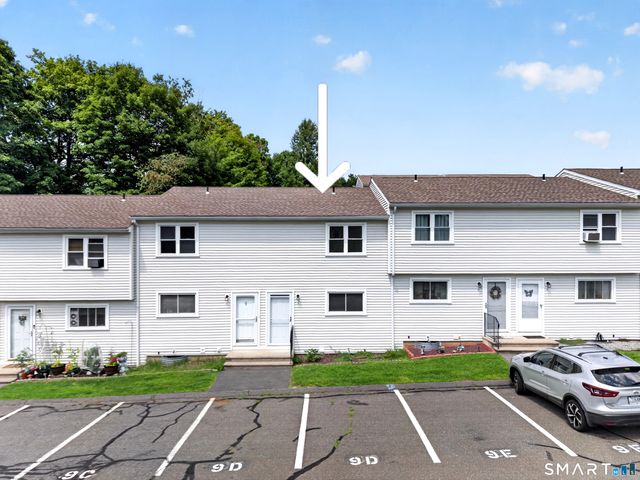 1081 New Haven Road 9D, Naugatuck, CT 06770