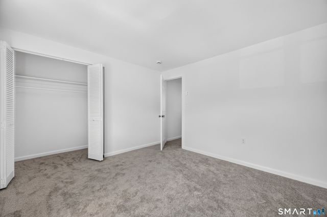 1081 New Haven Road 9D, Naugatuck, CT 06770