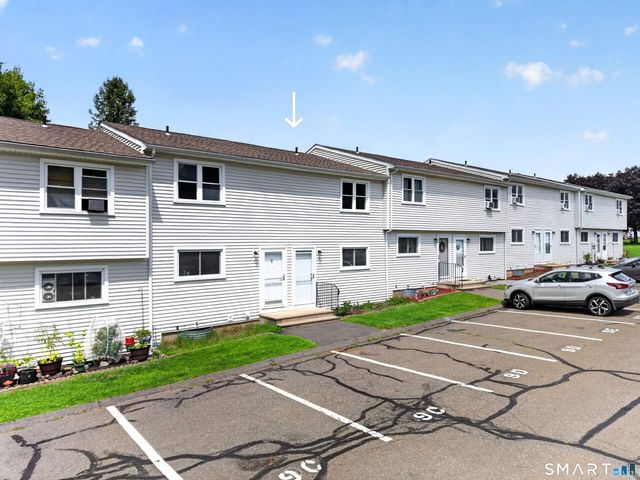 1081 New Haven Road 9D, Naugatuck, CT 06770