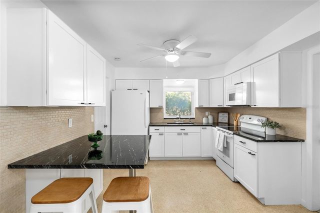 1048 CHARLES STREET, Clearwater, FL 33755