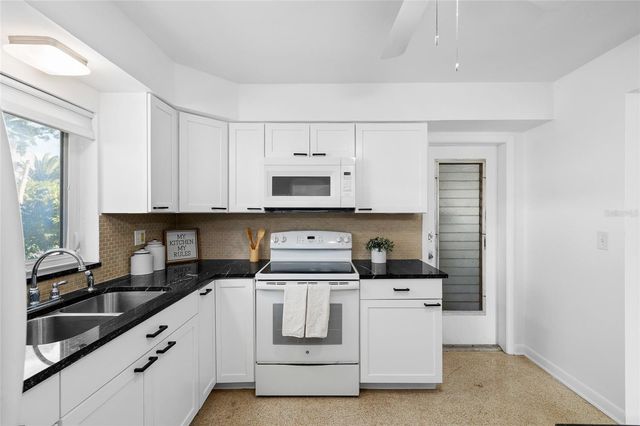 1048 CHARLES STREET, Clearwater, FL 33755