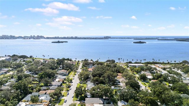 1048 CHARLES STREET, Clearwater, FL 33755