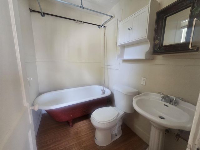 2221 35th Street Rear, Galveston, TX 77550
