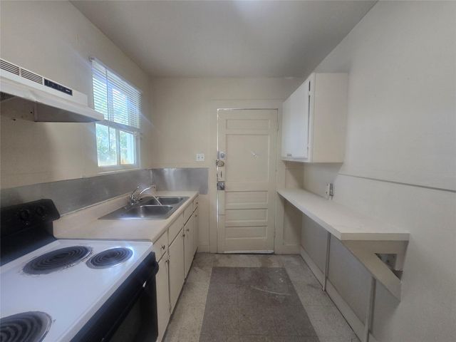 2221 35th Street Rear, Galveston, TX 77550
