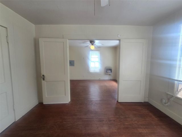 2221 35th Street Rear, Galveston, TX 77550