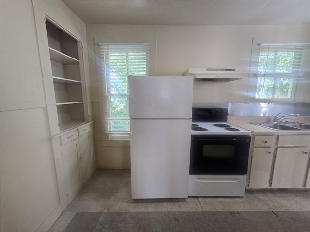 2221 35th Street Rear, Galveston, TX 77550