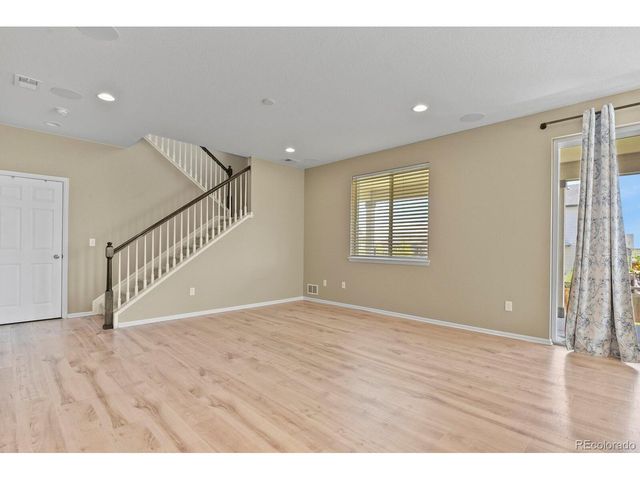 6404 Dry Fork Dr, Frederick, CO 80516