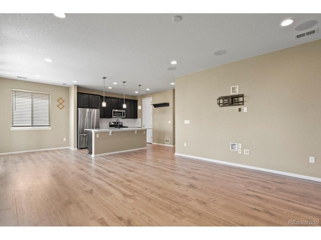 6404 Dry Fork Dr, Frederick, CO 80516
