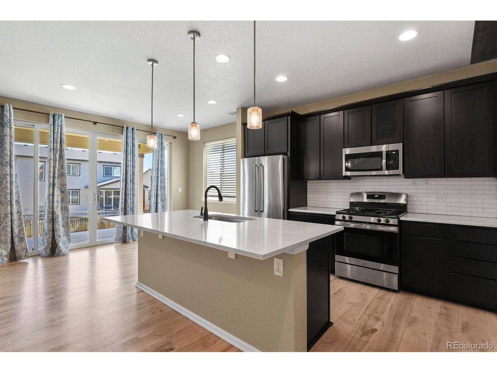6404 Dry Fork Dr, Frederick, CO 80516