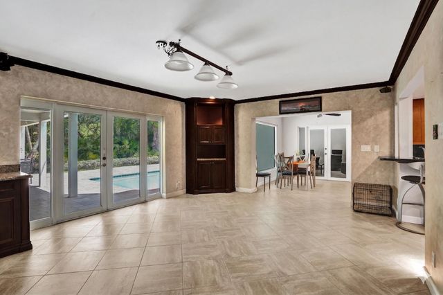 9721 Sea Turtle Drive, Plantation, FL 33324