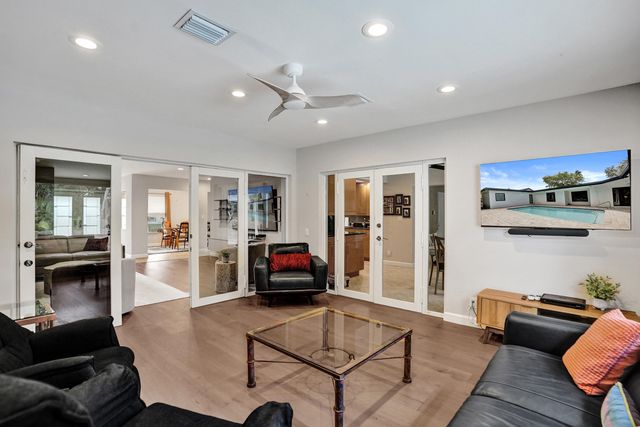 9721 Sea Turtle Drive, Plantation, FL 33324