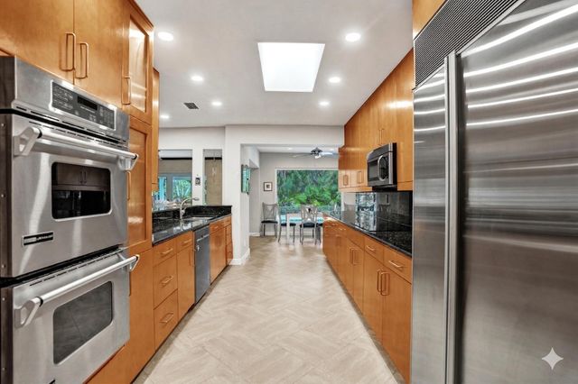 9721 Sea Turtle Drive, Plantation, FL 33324