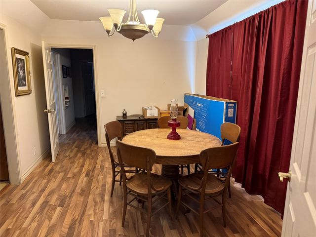 609 E Henry, Hamilton, TX 76531