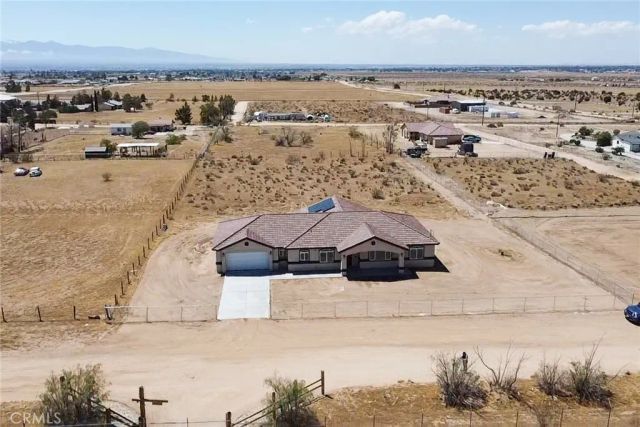 11152 Chipmunk Road, Apple Valley, CA 92308