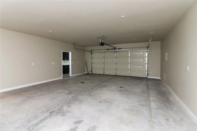 11152 Chipmunk Road, Apple Valley, CA 92308