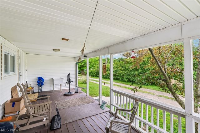 15124 Lake Avenue, Middlefield, OH 44062