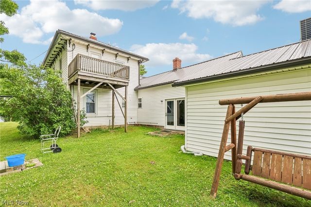 15124 Lake Avenue, Middlefield, OH 44062