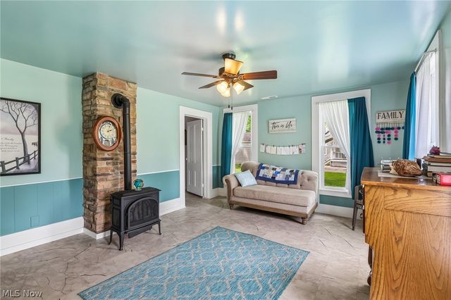 15124 Lake Avenue, Middlefield, OH 44062