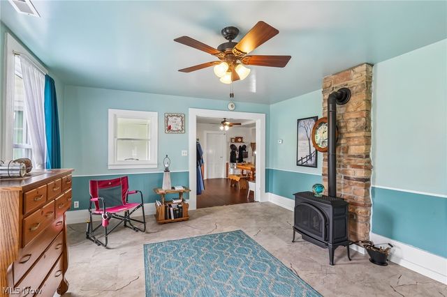 15124 Lake Avenue, Middlefield, OH 44062