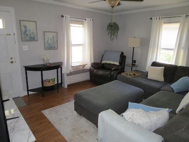 55 Lakeview Street, Leominster, MA 01453
