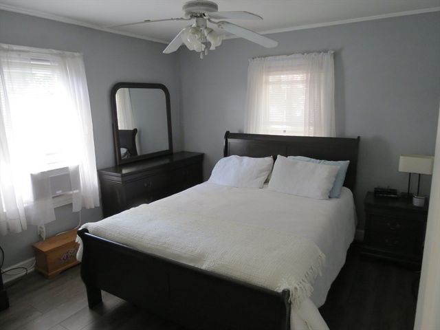 55 Lakeview Street, Leominster, MA 01453