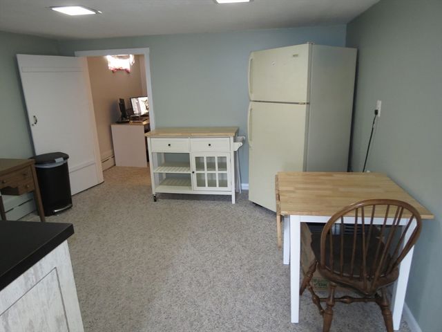 55 Lakeview Street, Leominster, MA 01453