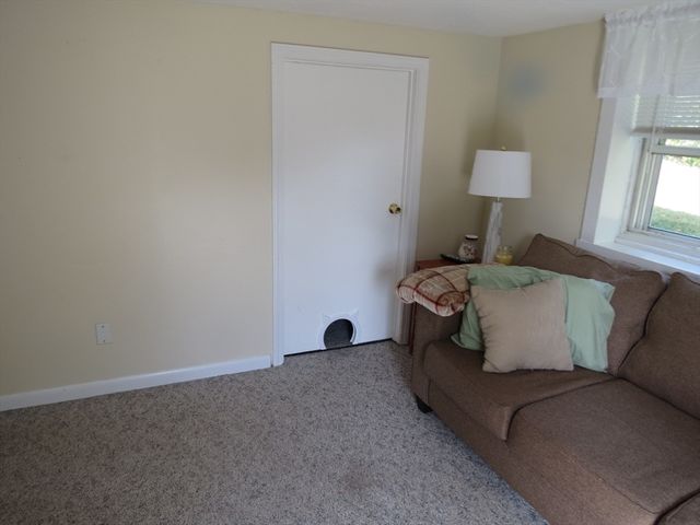 55 Lakeview Street, Leominster, MA 01453