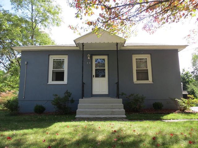 55 Lakeview Street, Leominster, MA 01453