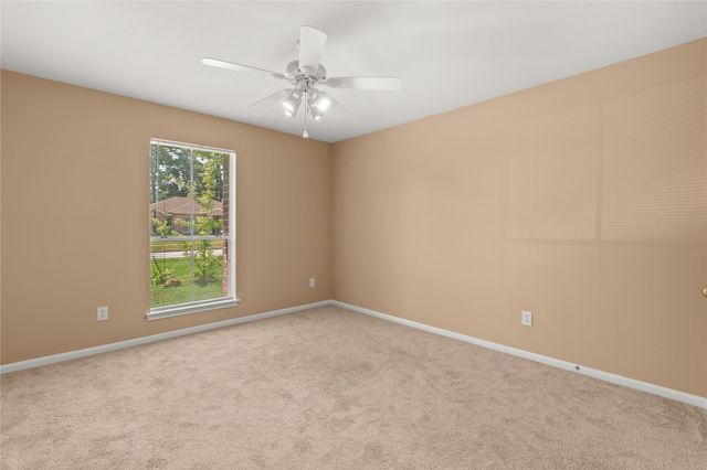 11115 Kentington Oak Drive, Humble, TX 77396