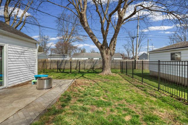 1020 Northfield Drive, Lebanon, IN 46052