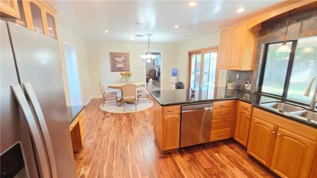 4008 Barbara, Bakersfield, CA 93309