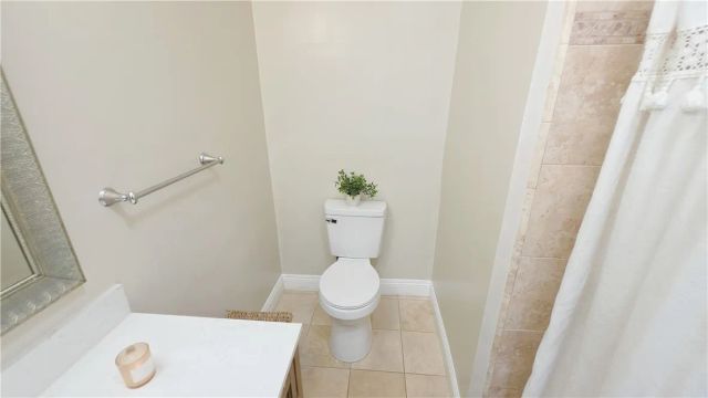 4008 Barbara, Bakersfield, CA 93309