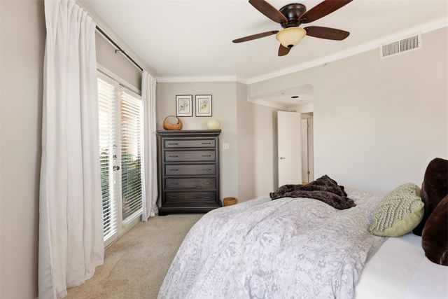 3922 Gilbert Avenue 211, Dallas, TX 75219