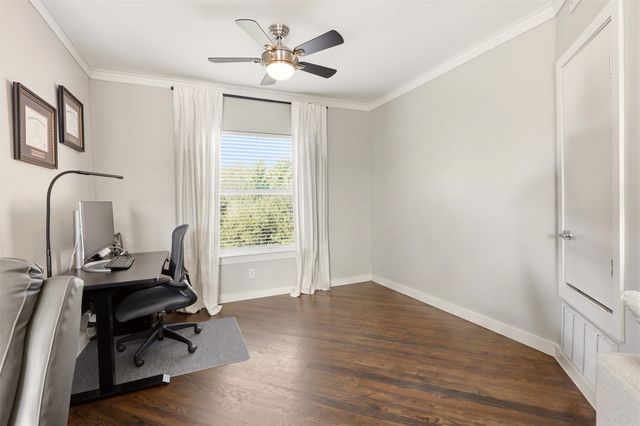 3922 Gilbert Avenue 211, Dallas, TX 75219