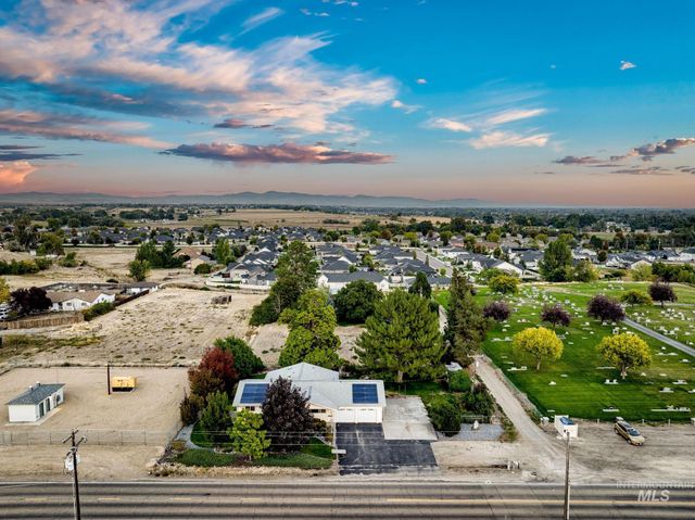23752 Cemetery Rd, Middleton, ID 83644