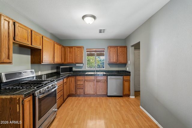 37 W EDGEMONT Avenue, Phoenix, AZ 85003