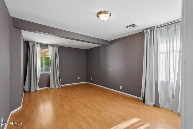 37 W EDGEMONT Avenue, Phoenix, AZ 85003