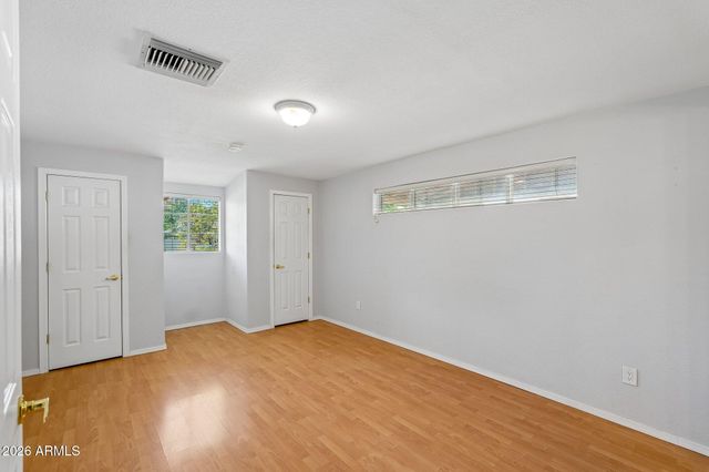 37 W EDGEMONT Avenue, Phoenix, AZ 85003