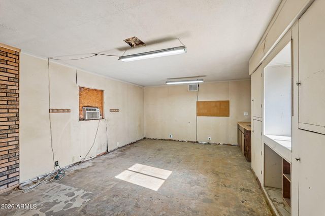 37 W EDGEMONT Avenue, Phoenix, AZ 85003