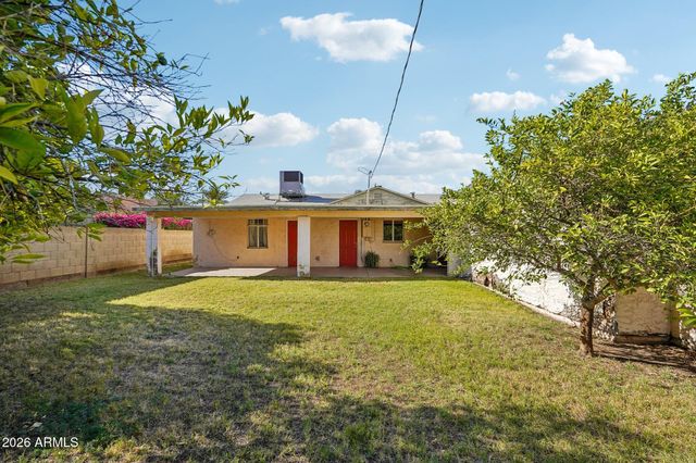 37 W EDGEMONT Avenue, Phoenix, AZ 85003