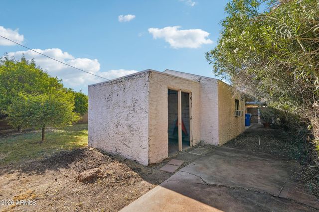 37 W EDGEMONT Avenue, Phoenix, AZ 85003