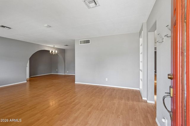 37 W EDGEMONT Avenue, Phoenix, AZ 85003