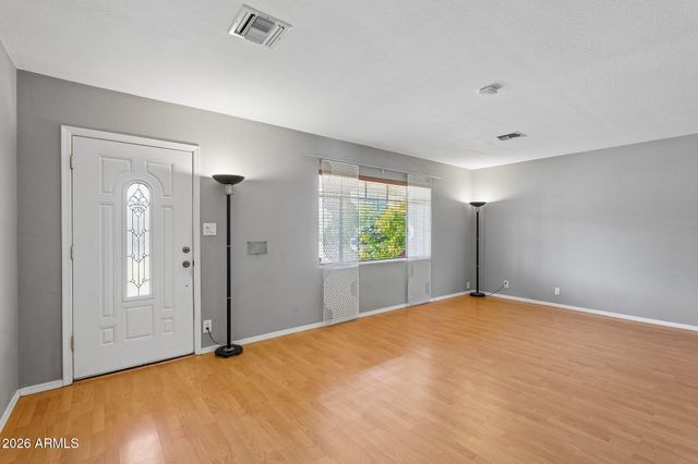 37 W EDGEMONT Avenue, Phoenix, AZ 85003