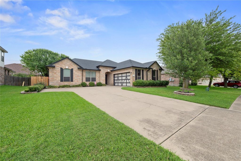 18701 Pencil Cactus DR, Pflugerville, TX 78660